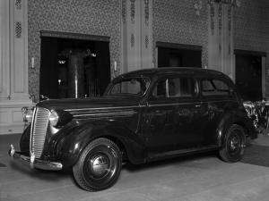 Dodge D5 2-Door Fastback Sedan 1937 года